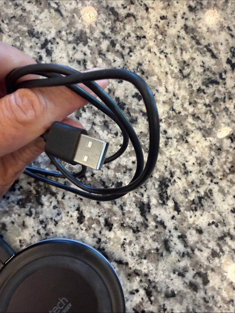 Black Wireless Charging Pad - USB Powered